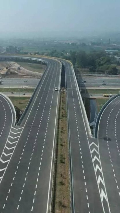 क्या है इलेक्ट्रिक हाईवे? गडकरी ने राजस्थान में बनाने का किया ऐलान