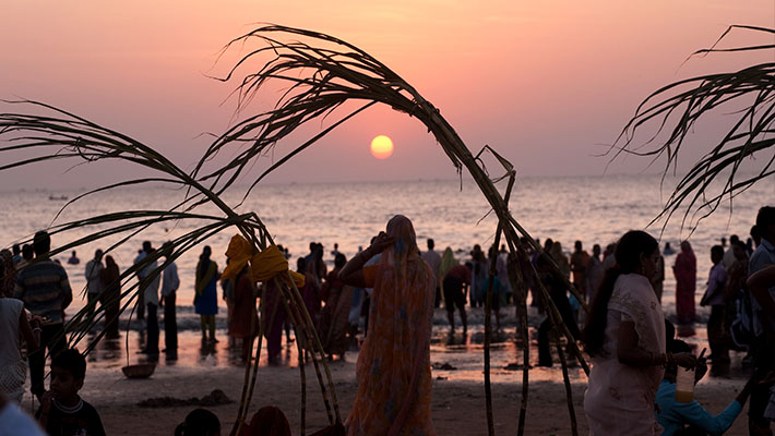 Chhath Puja 2023: What is Usha Arghya? Know rituals and city wise timings for puja SHG