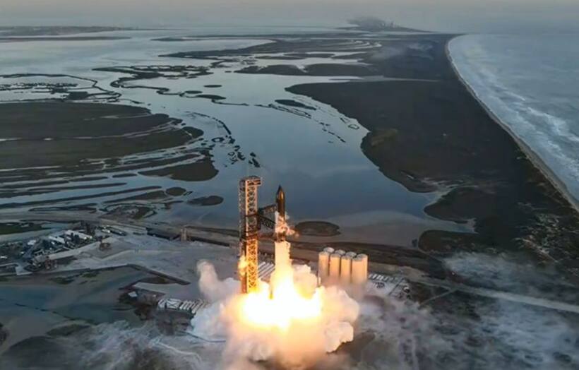 SpaceX loses Starship rocket 8 minutes after second launch; yet calls it 'incredibly successful day' (WATCH)