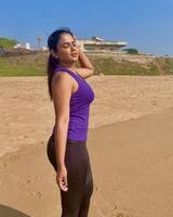 Ariyana: మేకప్ తీసేసి తన ఒరిజినల్ గ్లామర్ బయటపెట్టిన అరియనా... ఒళ్ళు చేశాక థ్రిల్ చేస్తున్న ఫిగర్!
