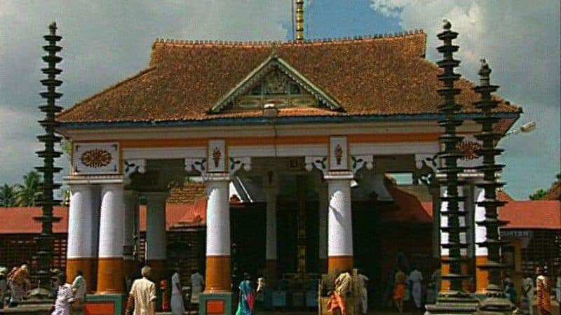 vaikathashtami at vaikom mahadeva temple in kottayam