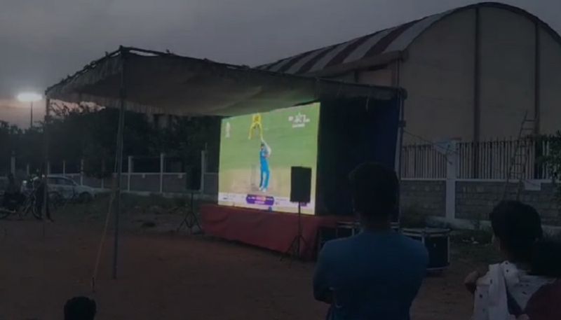 Stone for LED Screen for India Loss against Australia in ICC Cricket World Cup Final Match grg 