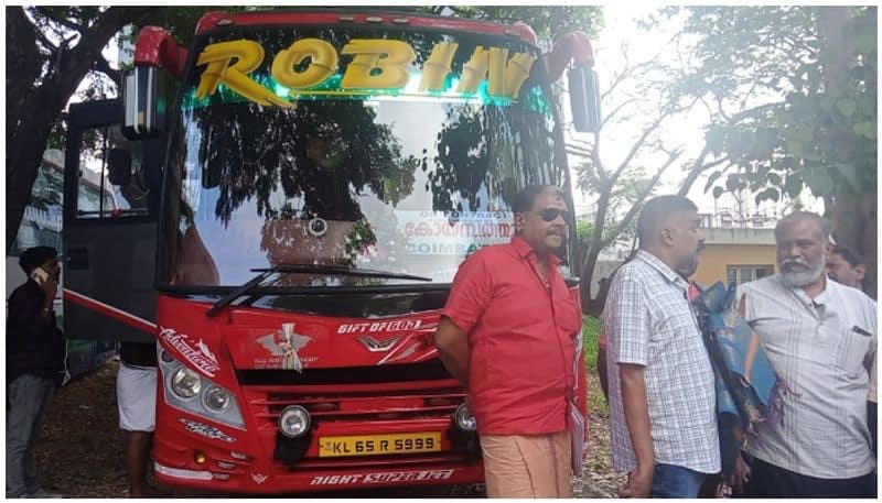 robin bus issue latest news tamil nadu motor vehicle department released  bus after paid fine nbu