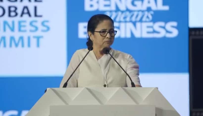 Mamata Banerjee’s Biography | Birth | Education | Family | Political Journey | Facts