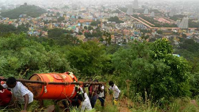 Tiruvannamalai Karthigai Deepam festival.. Release of guidelines for mountain climbing devotees tvk