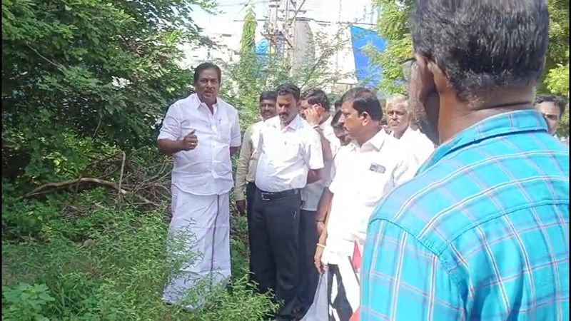 minister moorthy warns government officers in madurai district vel