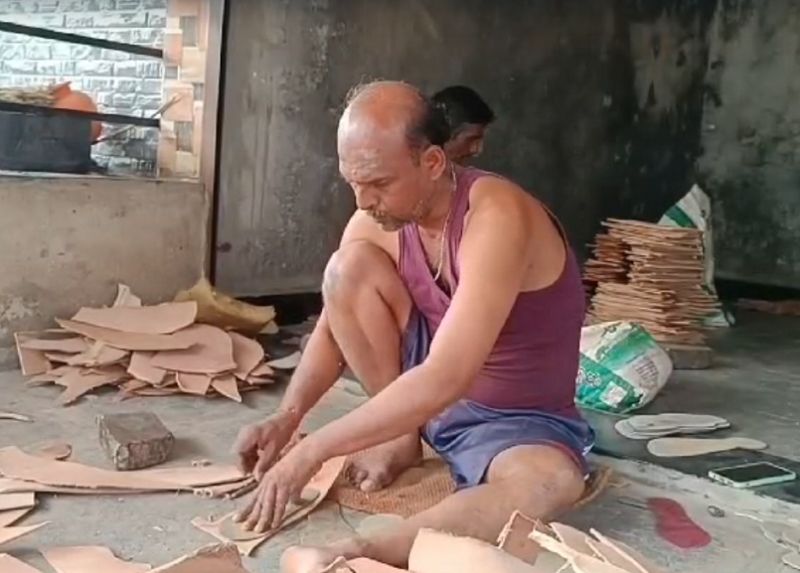 Leather artisans of Belagavi who are in distress need government help gvd