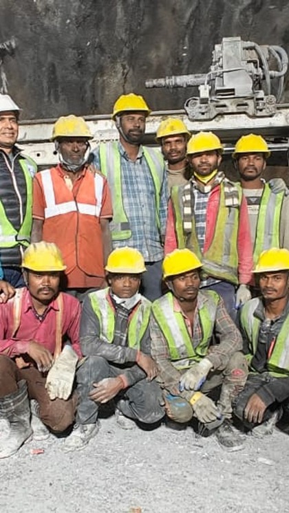 सिलक्यारा टनल में 41 मजदूरों को कैसे बचाया जा रहा,देखें Inside फोटो
