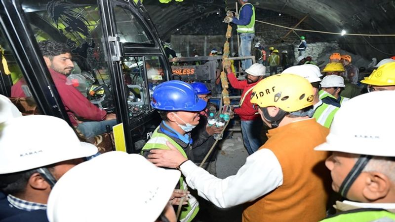 Uttarakhand tunnel rescue operation It may take upto 15 hours to bring out trapped workers smp