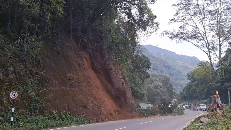 landslide at coonoor in nilgiris district vel