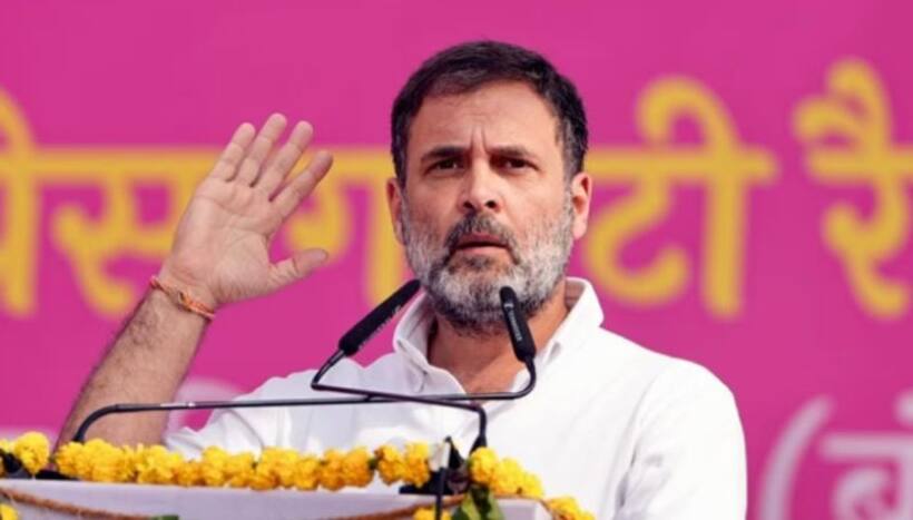 Rahul Gandhi : ధరణి పేరుతో ప్రజల భూములను లాక్కున్నారు - బీఆర్ఎస్ పై రాహుల్ గాంధీ విమర్శలు.. 