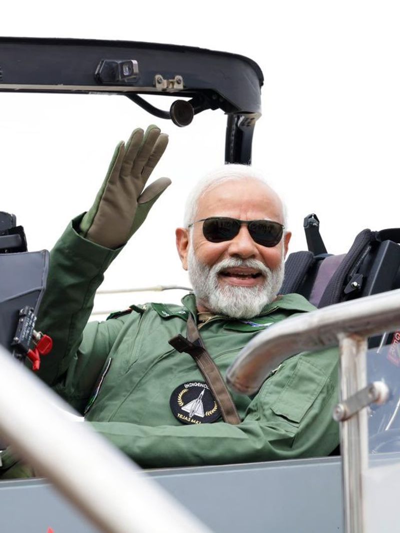 पीए मोदी ने कहा कि हम दुनिया में किसी से कम नहीं