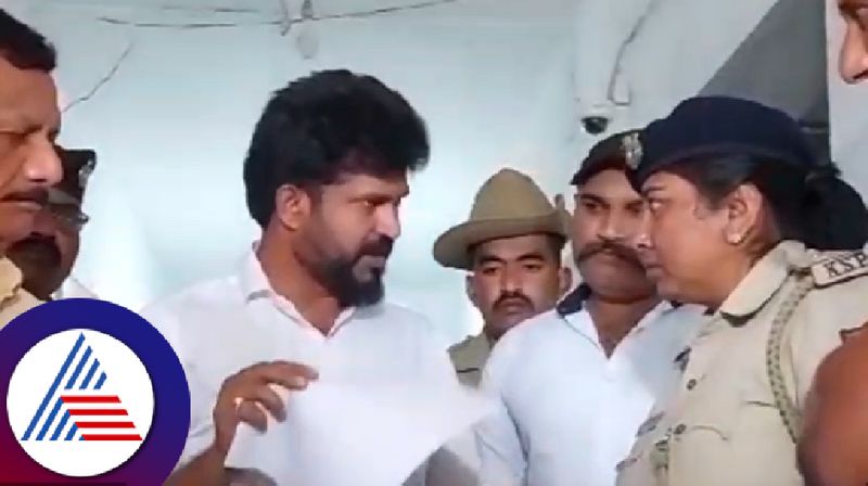 BJP Workers Harassment by police MP Pratap simha warns virajpet police at kodagu rav