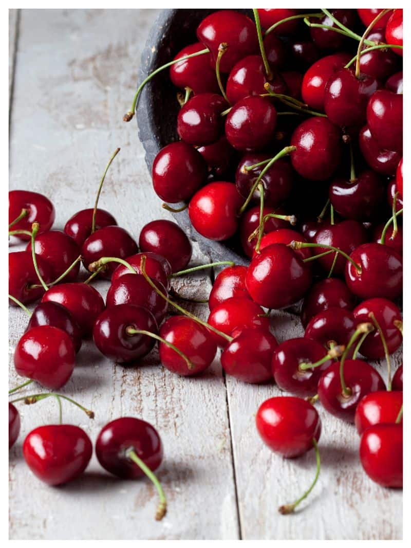 amazing health benefits of eating cherries