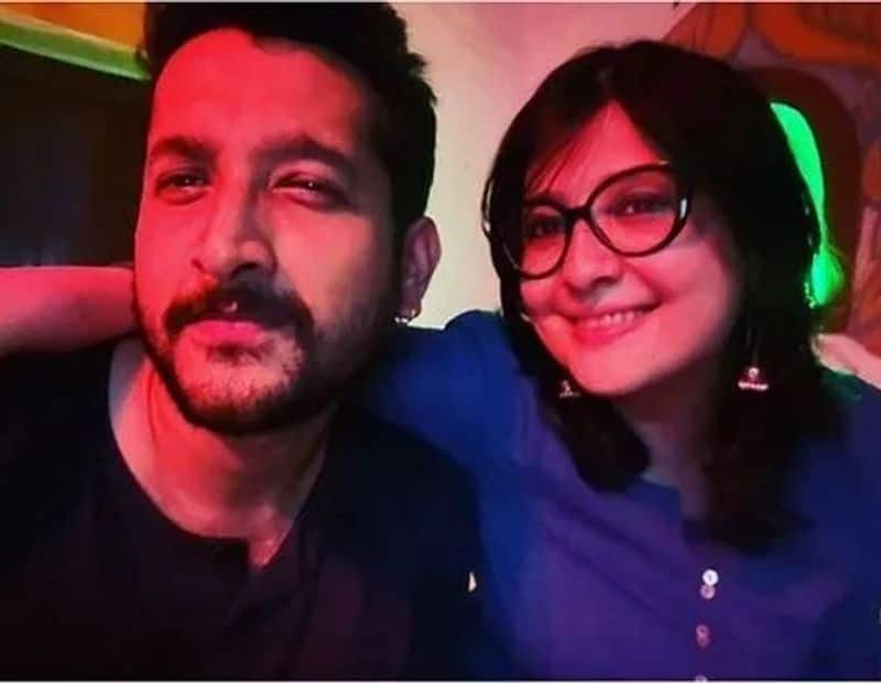 Photos Bengali star Parambrata Chatterjee marries Piya Chakraborty; unknown wedding details here RBA