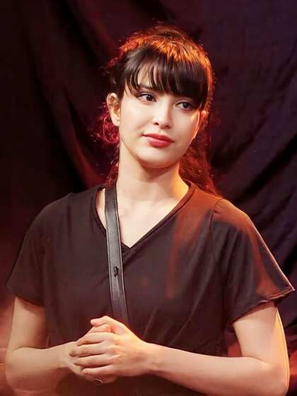 Firoza Khan aka Khanzaadi