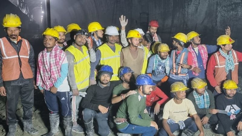 Rescued workers narrates their story inside silkyara tunnel  smp