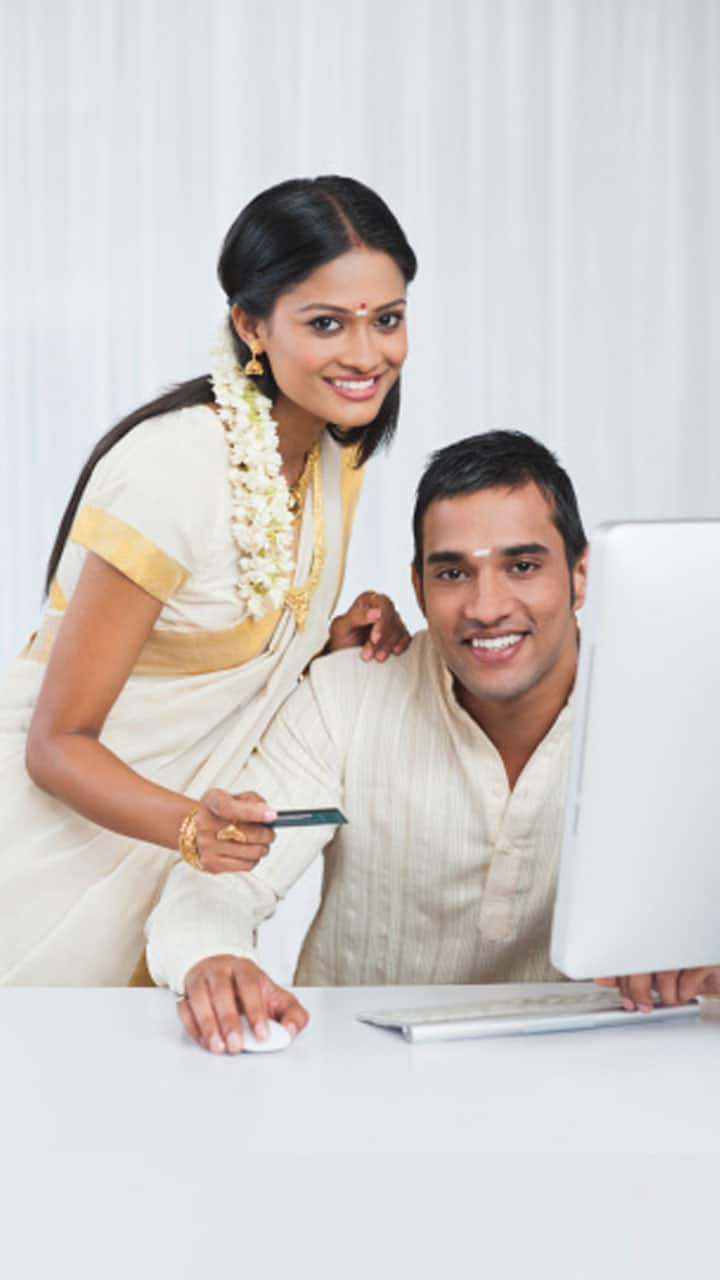 Marriage Loan Guide: Interest Rates, Eligibility, Pros, Cons, and Banks anr