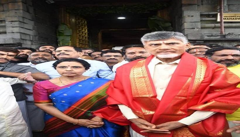 Nara Chandrababu Naidu:తిరుమల వెంకన్నను దర్శించుకున్న చంద్రబాబు