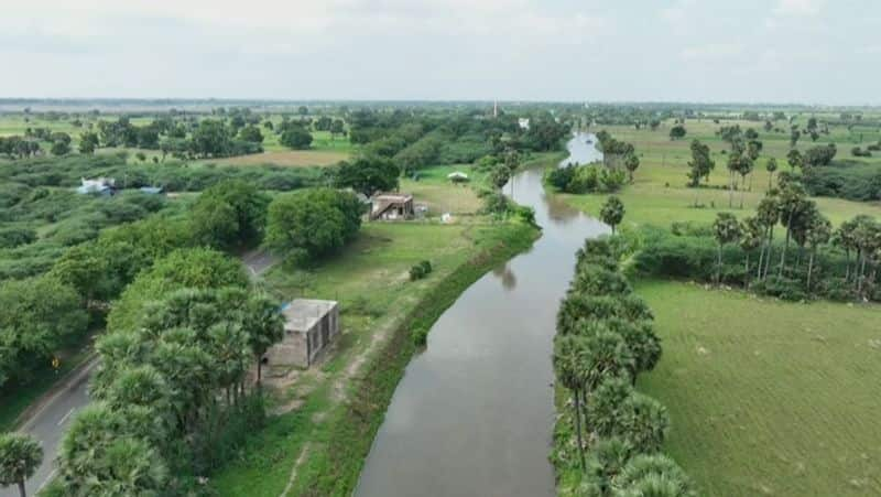 Water flowing in Ramanathapuram district parthibanur Canals after nearly 48 years as TN Govt has restored  smp