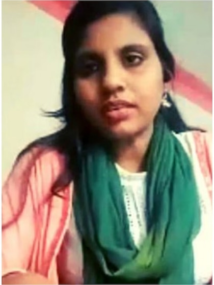 <p>जिन बच्चों के खातिर अंजू भारत लौटी है। उन्हीं बच्चों ने अपनी मां से मिलने से मना कर दिया है। बच्चों का कहना है, वह कभी भी अपनी मां से नहीं मिलना चाहते। </p>

<p> </p>

<p> </p>
