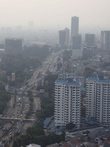 <p>वायु गुणवत्ता सूचकांक (AQI) से हवा की शुद्धता को मापा जाता है। 301-400 एक्यूआई को 'बहुत खराब' और 401-500 को 'गंभीर' श्रेणी में माना जाता है।</p>
