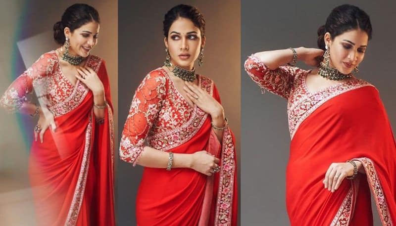 Lavanya Tripathi Royal look in Red Saree NSK 