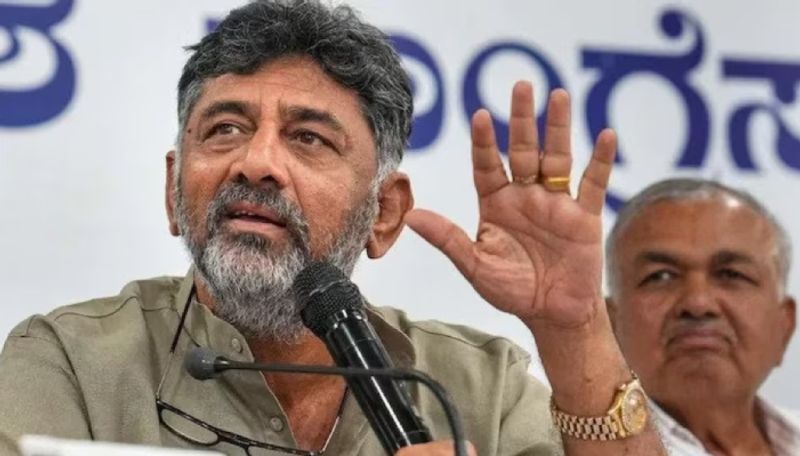 Telangana Assembly election results 2023 dk shivakumar reach hyderabad to protect candidates ans