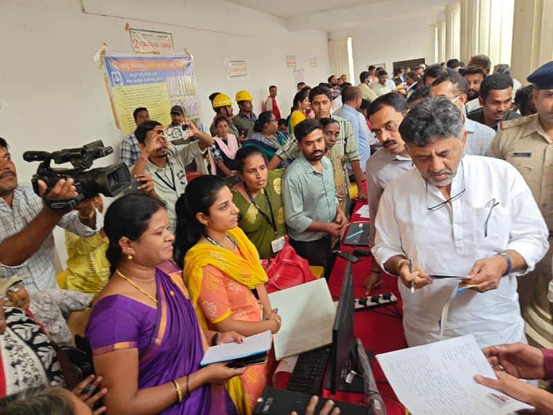 Better price coming in coming days no one should sell land Says DK Shivakumar gvd