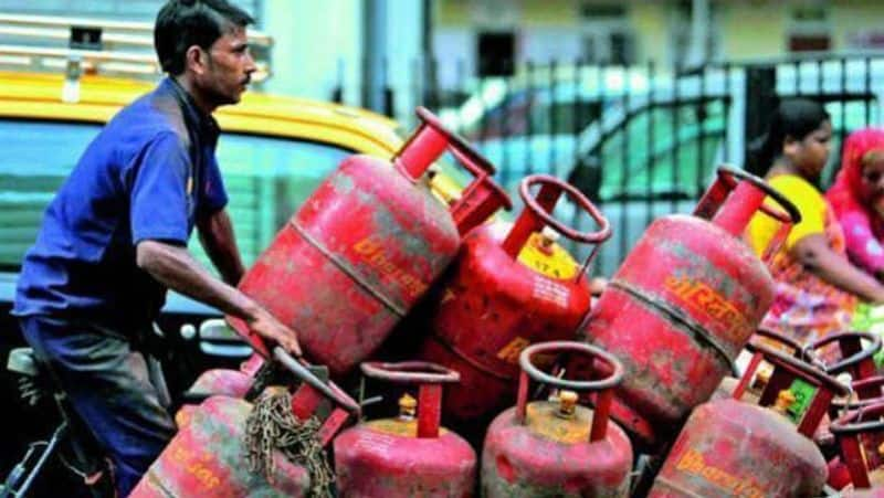 Commercial gas cylinder price slashed by rs 4.50 on new year day Rya