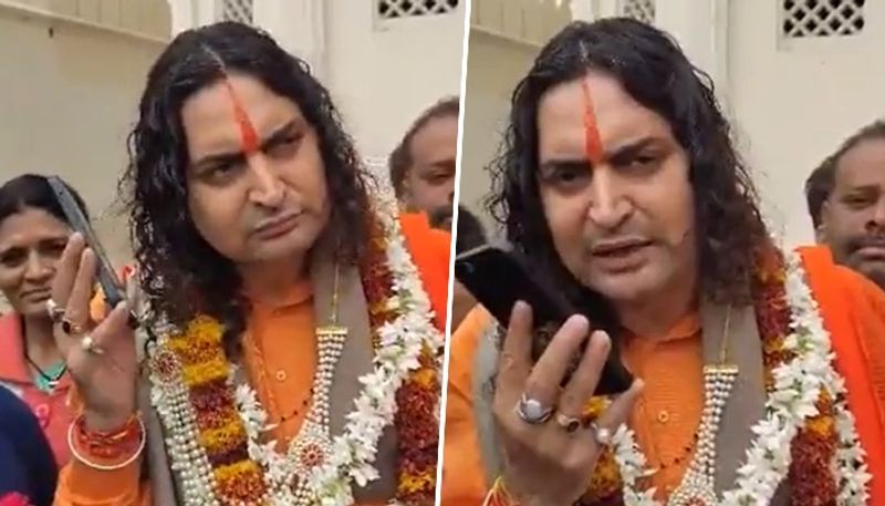 Viral Video: Newly elected BJP MLA Swami Balmukund Acharya orders removal of non-veg shops in Hawa Mahal snt