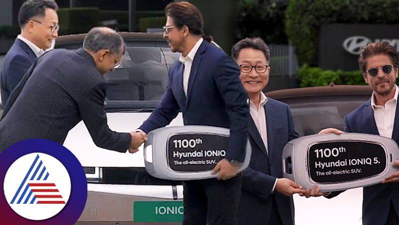 Bollywood shah rukh khan gets his first electric car received Hyundai Ioniq 5 EV ckm