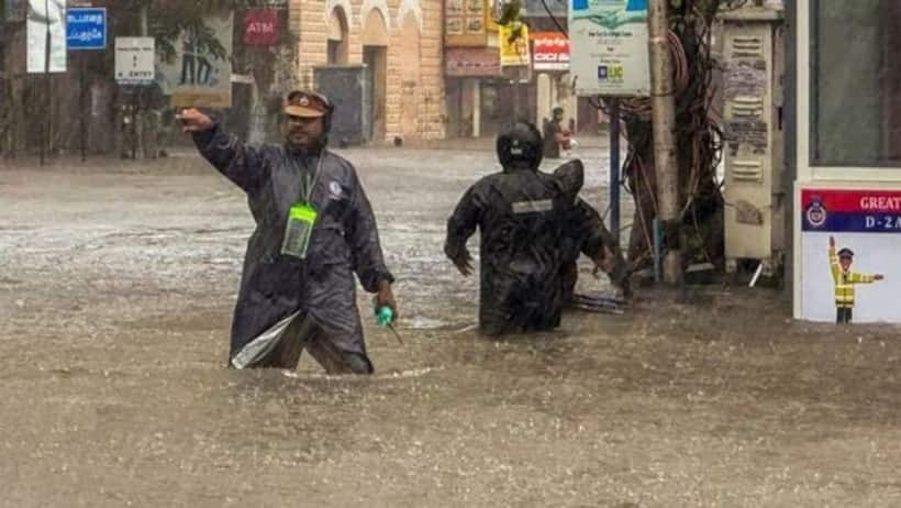 Heavy rains expected in Delhi and Mumbai, 'red alert' in Bihar; check IMD forecast for next 5 days