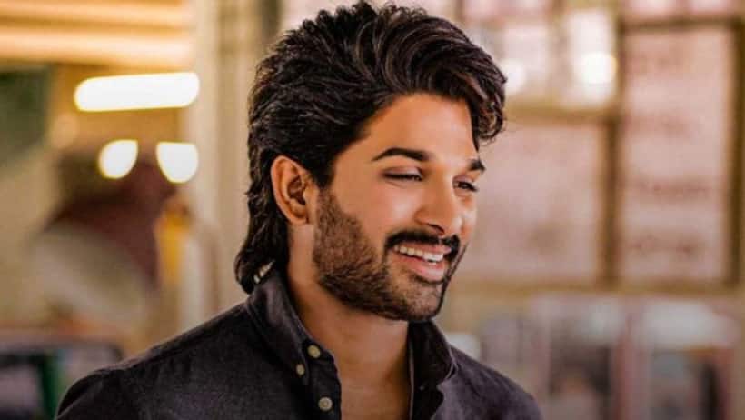 అల్లు అర్జున్ కు అభిమాని సర్ ప్రైజ్.. ఆ కుర్రాడి టాలెంట్ చూశారా.. వైరల్ వీడియో.!