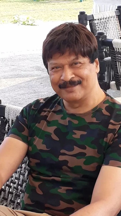 <p>दिनेश फडनीस का अंतिम संस्कार 5 दिसंबर को होगा। मीडिया रिपोर्ट्स की मानें तो दिनेश की हालत गंभीर थी और वह वेटिंलेटर सपोर्ट पर थे। <br />
 </p>
