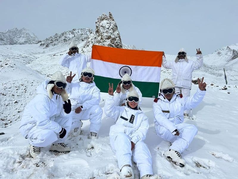 Indian Navy breaks barriers: Captain Geetika Koul becomes first woman doctor posted at Siachen snt