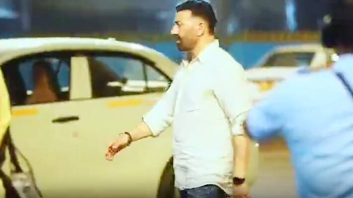 Sunny Deol Spotted In Drunk