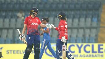 INDW vs ENGW 1st T20I Live Danielle Wyatt Nat Sciver Brunt fifties Amy Jones finishing gave England Women huge total of 197 runs INDW vs ENGW 1st T20I Live Danielle Wyatt Nat Sciver Brunt fifties Amy Jones finishing gave England Women huge total of 197 runs