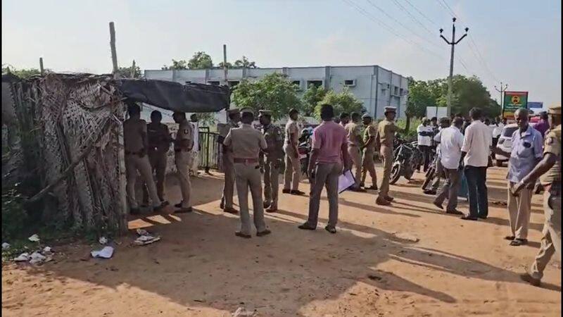 business man killed by 5 persons near government law college in tirunelveli district vel