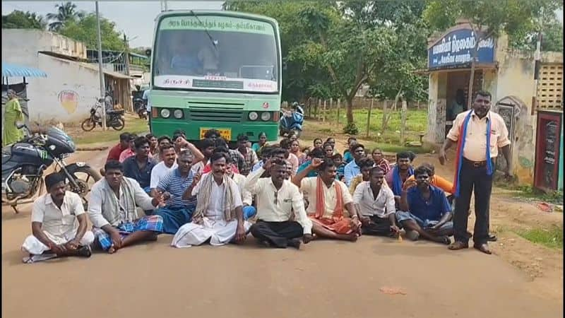 vck party flag damaged by suspicious person in ariyalur district vel