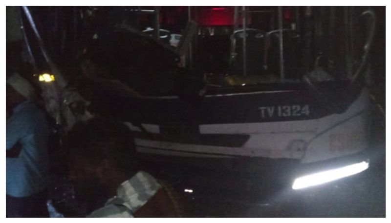 KSRTC buses collide near Pampa Chalakayam;39 pilgrims injured fvv