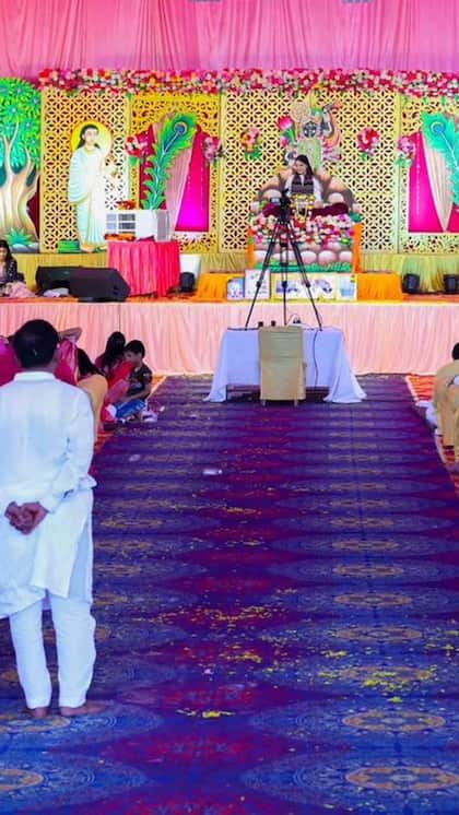<p>भारत में पुरुष और महिला दोनों तरह के कथावाचक है लेकिन आज हम आपको उन पांच महिला कथा वाचकों के बारे में बताने जा रहे हैं जिन्हें लोग खूब पसंद करते हैं।<br />
 </p>

