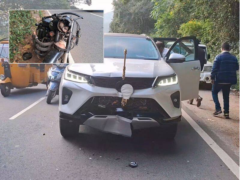 young man highly injured while minister ramachandran car hits bike in nilgiris district vel