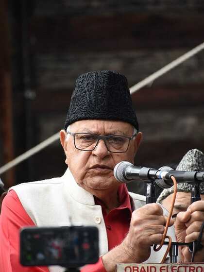 नेहरू के खिलाफ बुरे शब्दों का इस्तेमाल नहीं