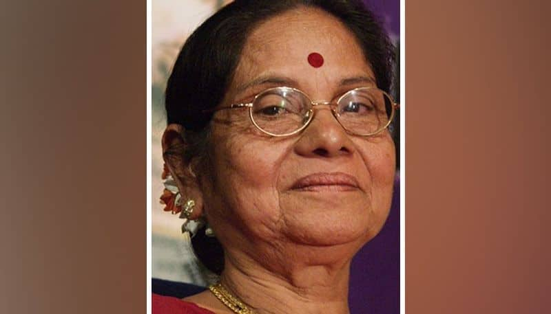 Renowned Kannada film actress Leelavati passed away today bengaluru rav