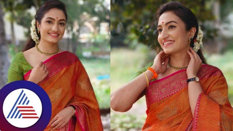 seetharama serial actress vaishnavi gowda stunning in new saree photoshoot goes viral gvd