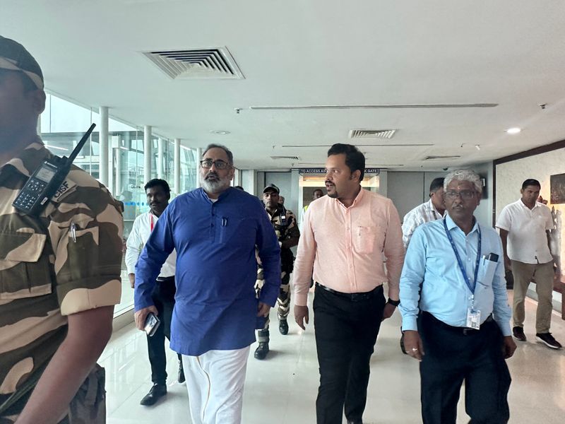 Union Minister Rajeev Chandrasekhar reviews the cyclone affected areas in chennai Rya