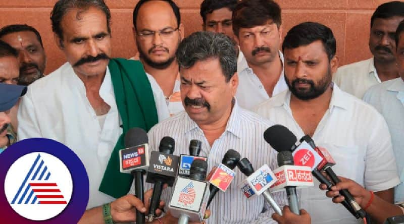 CM and DCM do not trust Congress MLAs Says MP Renukacharya gvd