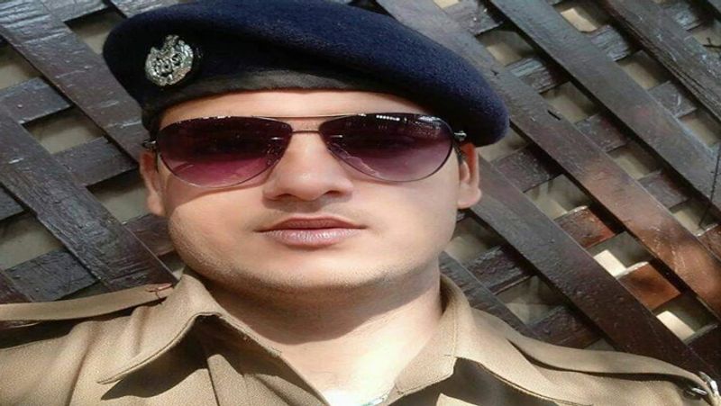 RPF constable ChetanSinh Chaudhary was mentally ill says his wife smp