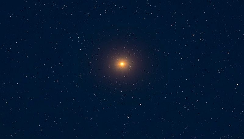 brightest star Betelgeuse Eclipse in space will disappear for 12 seconds on December 12 san